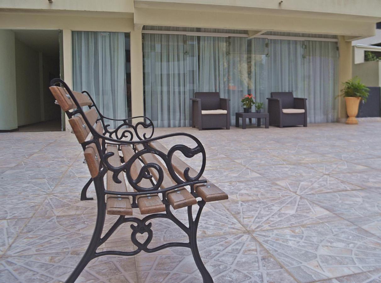 Hotel Ampiezza กูรีตีบา ภายนอก รูปภาพ